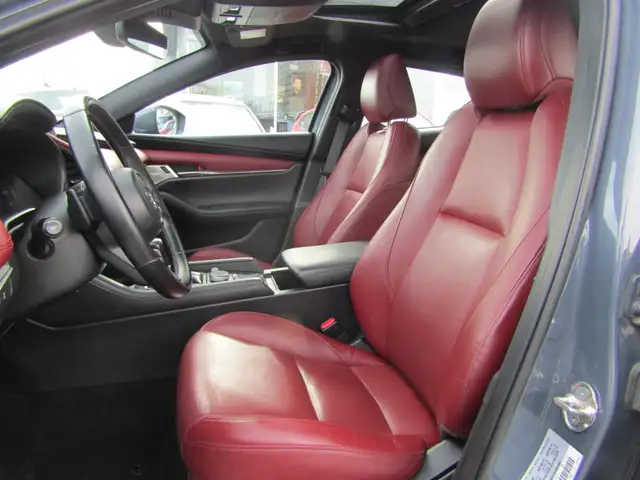 2020 Mazda Mazda3 Sport GT Auto Loaded/H.U.D/CARPLAY/BLIND SPOT/ - Photo 3