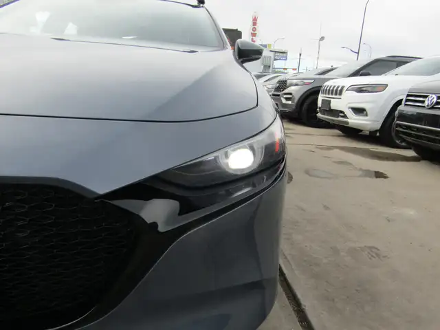 2020 Mazda Mazda3 Sport GT Auto Loaded/H.U.D/CARPLAY/BLIND SPOT/ - Photo 12