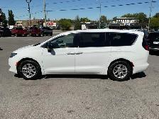 2024 Chrysler Grand Caravan SXT - Photo 6