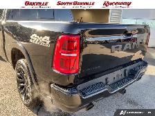 2025 Ram 1500 LIMITED NIGHT CREW | OFF ROAD GROUP | SUNROOF | - Photo 11