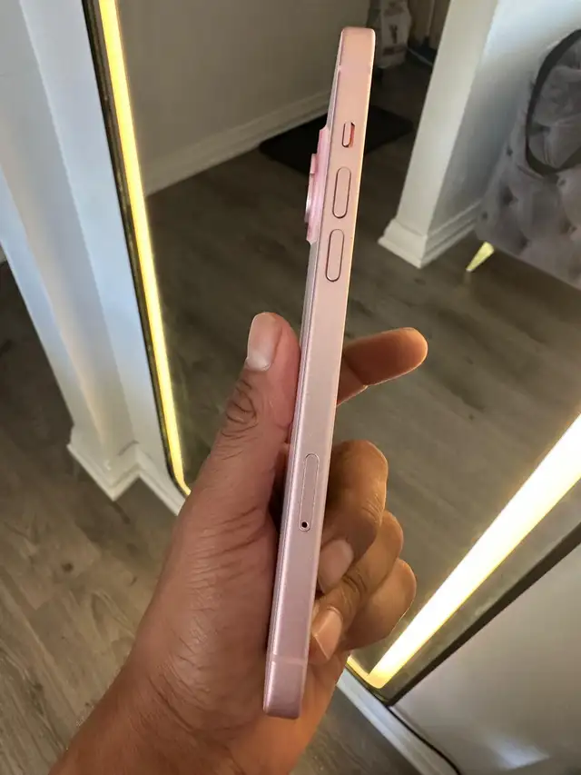 iPhone 15 256gb PINK Airpods/Adapter Pkg/Delivery - Photo 5