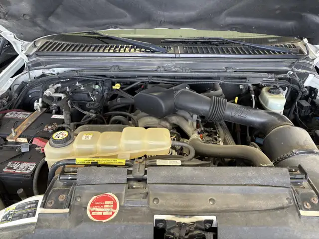 2002 Ford Excursion - Photo 25