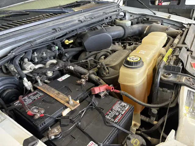 2002 Ford Excursion - Photo 26