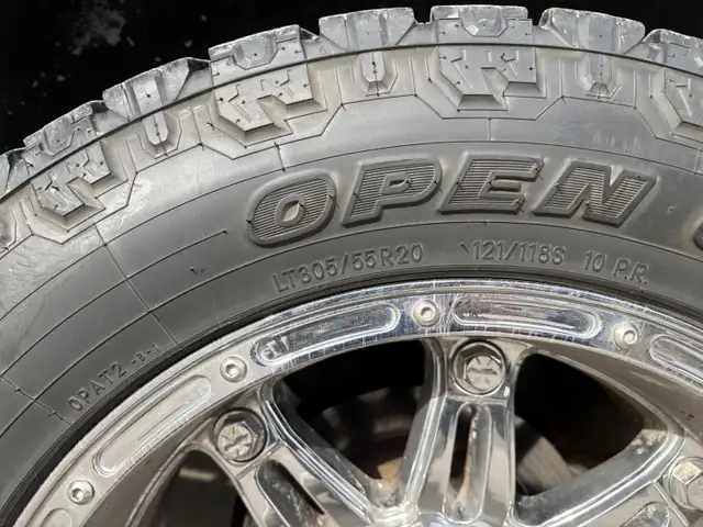 2002 Ford Excursion - Photo 34