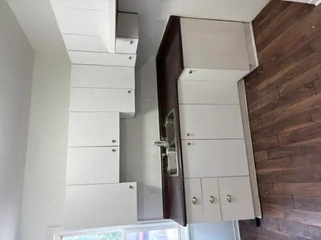 Spacious 2-Bedroom Unit for Rent in a Downtown Ottawa! - Photo 2