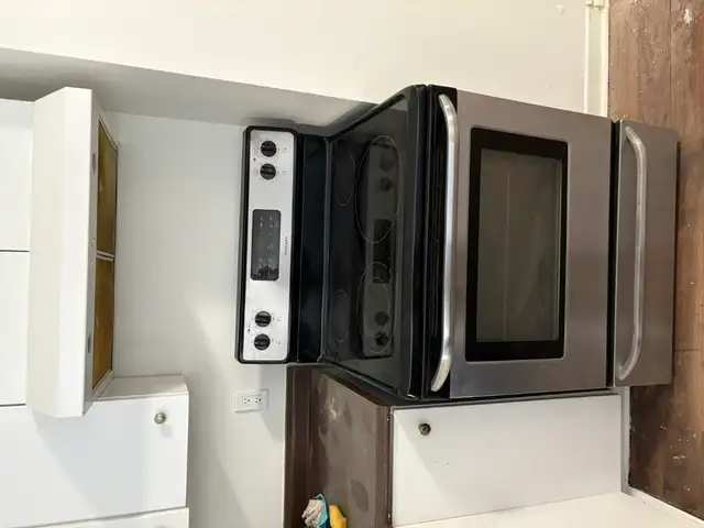 Spacious 2-Bedroom Unit for Rent in a Downtown Ottawa! - Photo 5