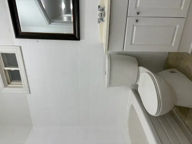 Spacious 2-Bedroom Unit for Rent in a Downtown Ottawa! - Photo 11