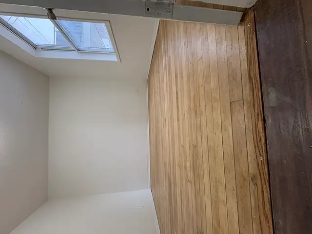 Spacious 2-Bedroom Unit for Rent in a Downtown Ottawa! - Photo 13