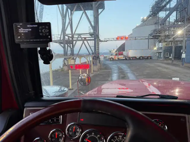 AZ DRIVER SEEKS work - Photo 2