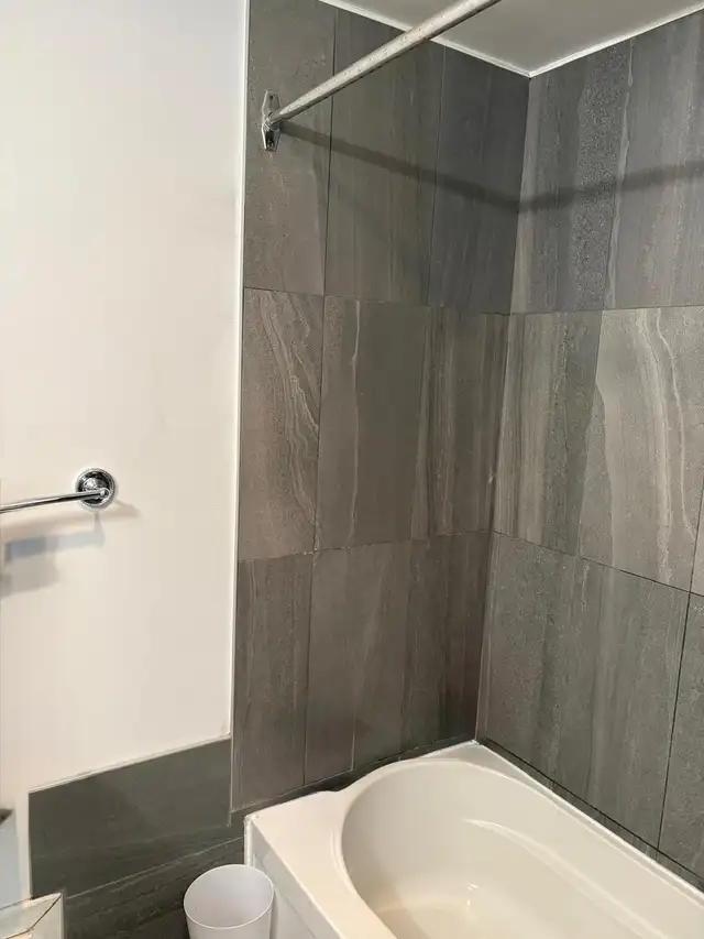 4 1/2 chauffé à louer à Montréal (Nouveau Rosemont) - Photo 8