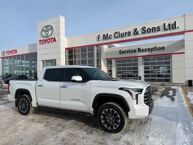 2023 Toyota Tundra Limited Hybrid Beautiful truck !