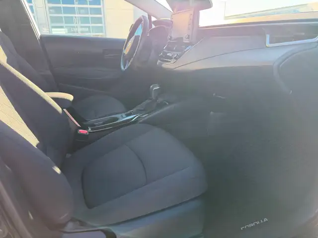 2022 Toyota Corolla LE VERY NICE CAR - Photo 10