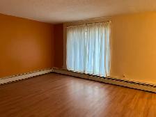 reduced dep, Lower mount royal walkout unit 1 bedrm.$1120/m elec