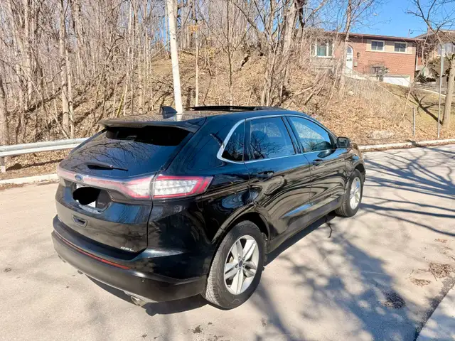 2016 Ford Edge SEL AWD Fully Loaded - Photo 3