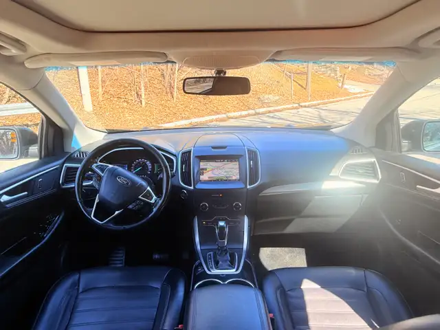 2016 Ford Edge SEL AWD Fully Loaded - Photo 8