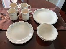 15PC CORELLE CORNING FIRST OF SPRING DINNERWARE SET