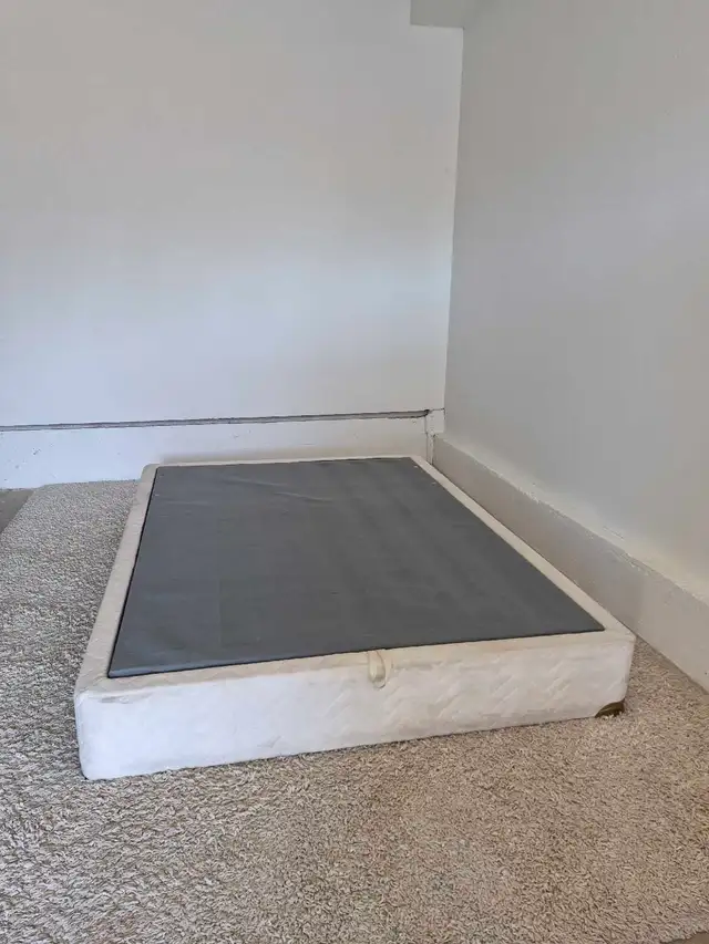 FREE DELIVERY Queen Size Bedframe with Hideaway Storage / Bed - Photo 3