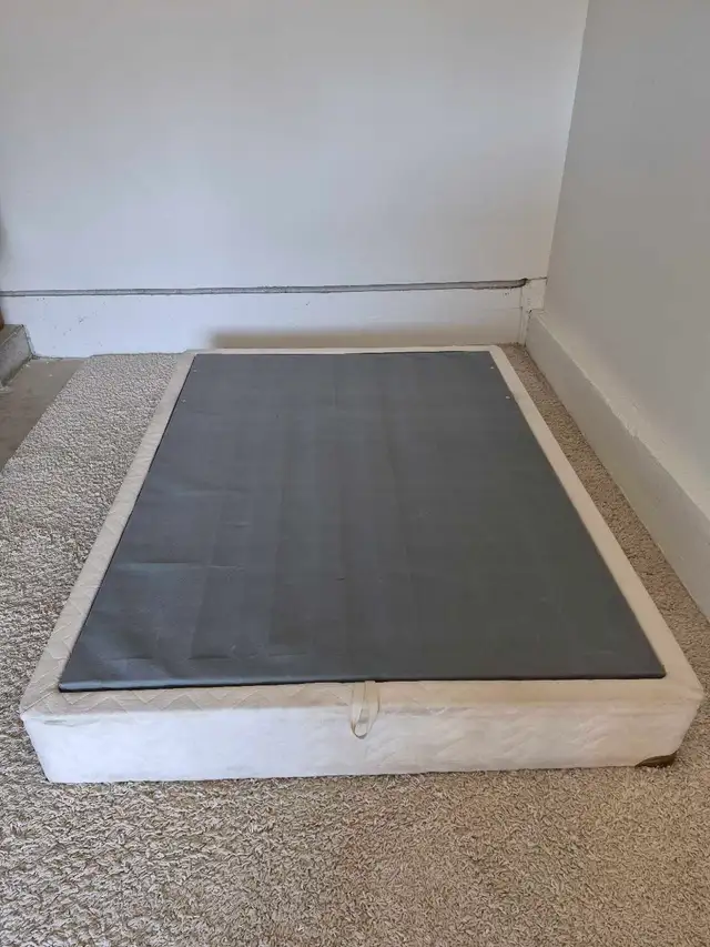 FREE DELIVERY Queen Size Bedframe with Hideaway Storage / Bed - Photo 4