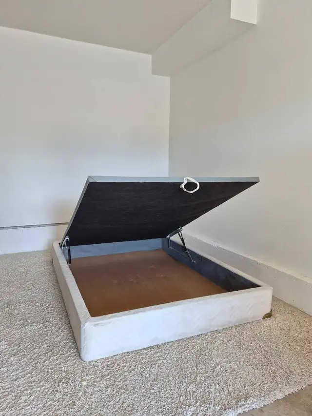 FREE DELIVERY Queen Size Bedframe with Hideaway Storage / Bed - Photo 7