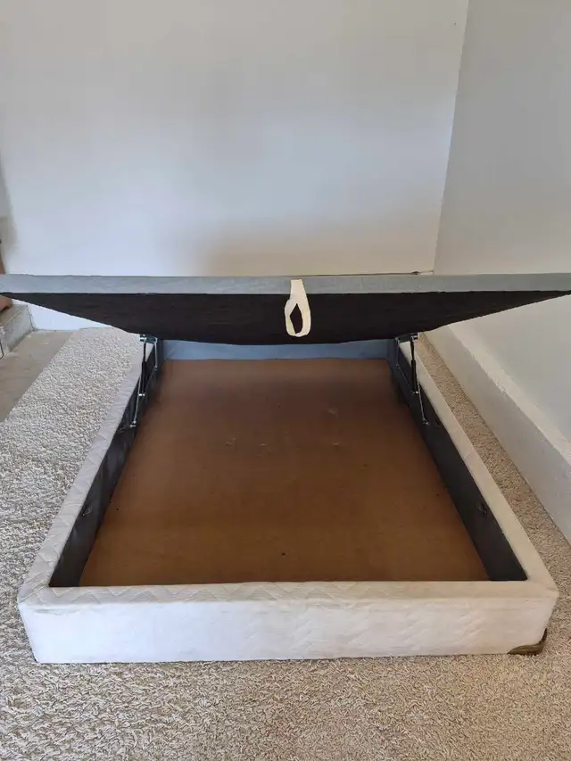 FREE DELIVERY Queen Size Bedframe with Hideaway Storage / Bed - Photo 8