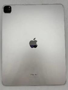 iPad Pro - 12.9' 6th Gen 2TB LTE / Includes Case & Charger - Photo 4