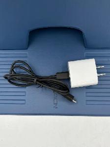 iPad Pro - 12.9' 6th Gen 2TB LTE / Includes Case & Charger - Photo 6