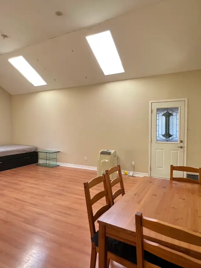 Move-in Today | Private Bachelor Apartment for Rent - Photo 3