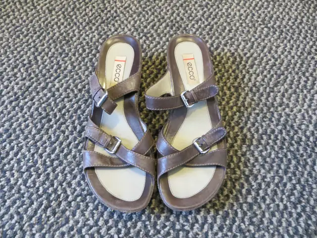 For Sale: Ladies Ecco Sandals - Photo 2