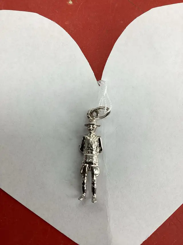 breloque en argent de la police monte canadienne