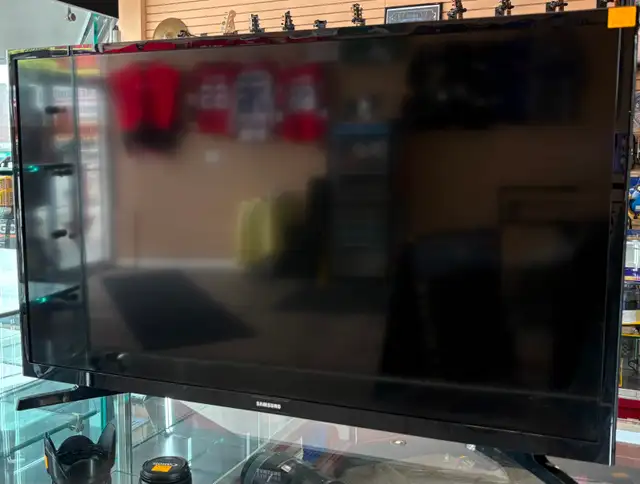 Samsung 32' Smart TV with Remote ( Model: un32m4500bf )