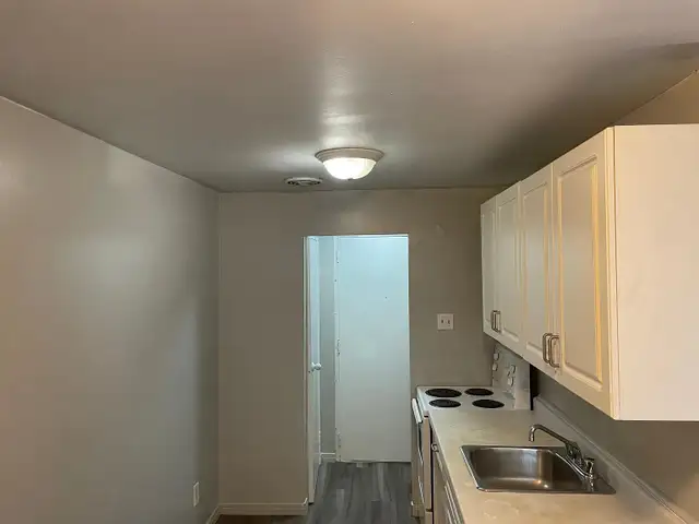 1 or 2 Bedroom Apartment For Rent - Photo 7