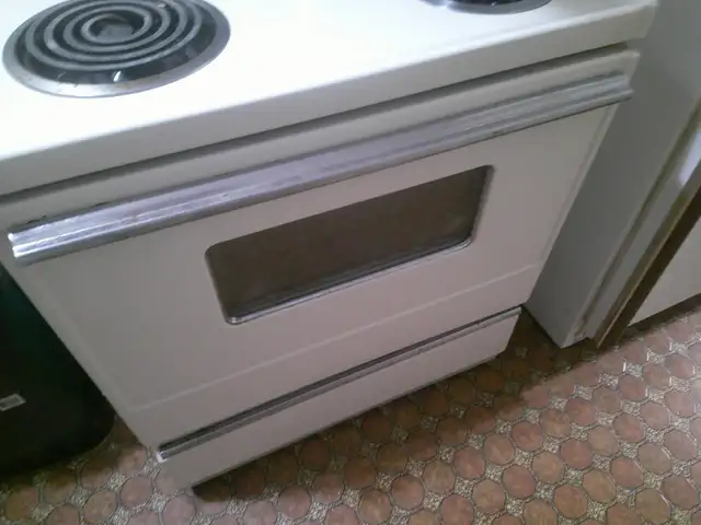 $825.00 FURNISHED BASEMENT SUITE BY WEST EDM. MALL - Photo 13