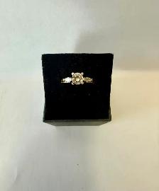 Women's 14K Gold Diamond Engagement Ring~Size 5