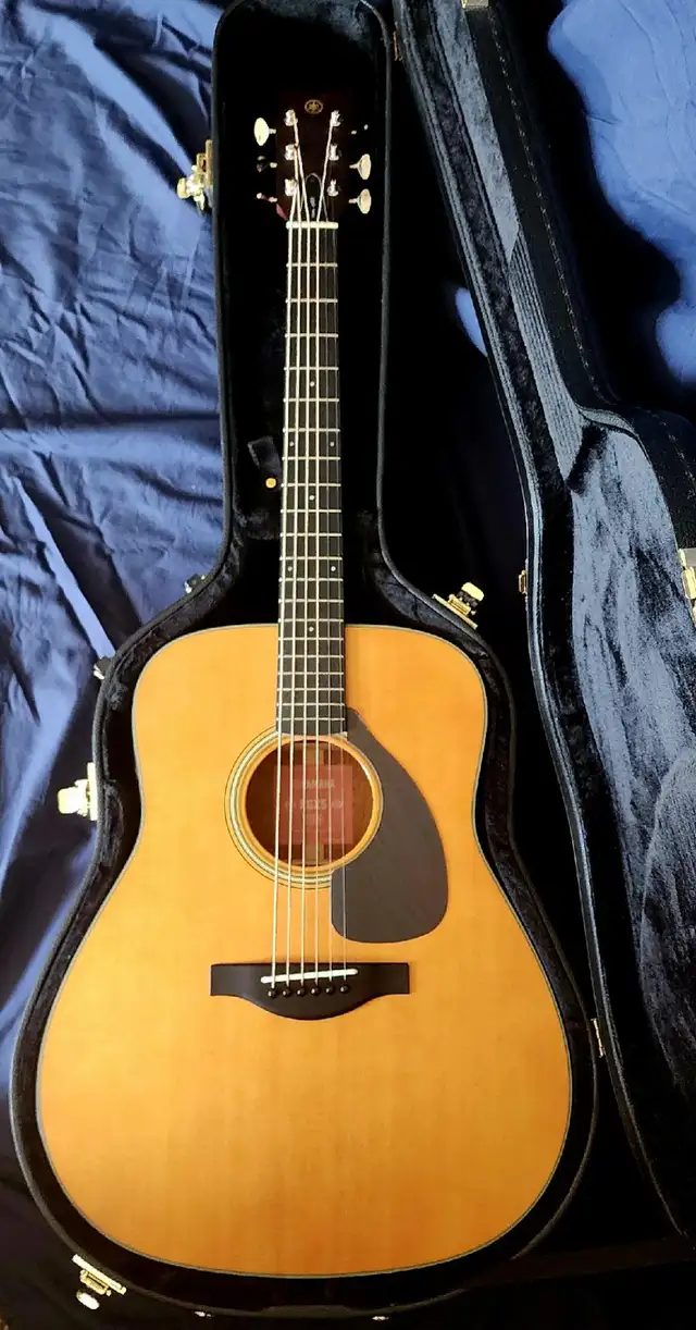 YAMAHA FGX 5 RED LABEL