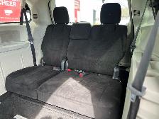 2013 Dodge Grand Caravan SXT WHEELCHAIR ACCESSIBLE VAN-WARRANTY - Photo 17
