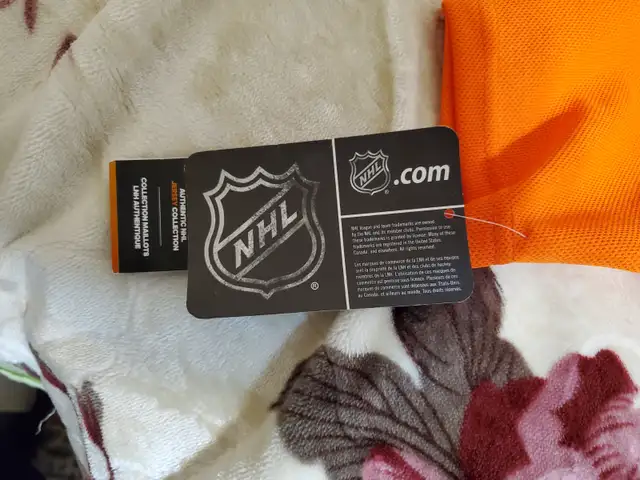 Connor McDavid Heritage Classic Authentic Jersey…New - Photo 4