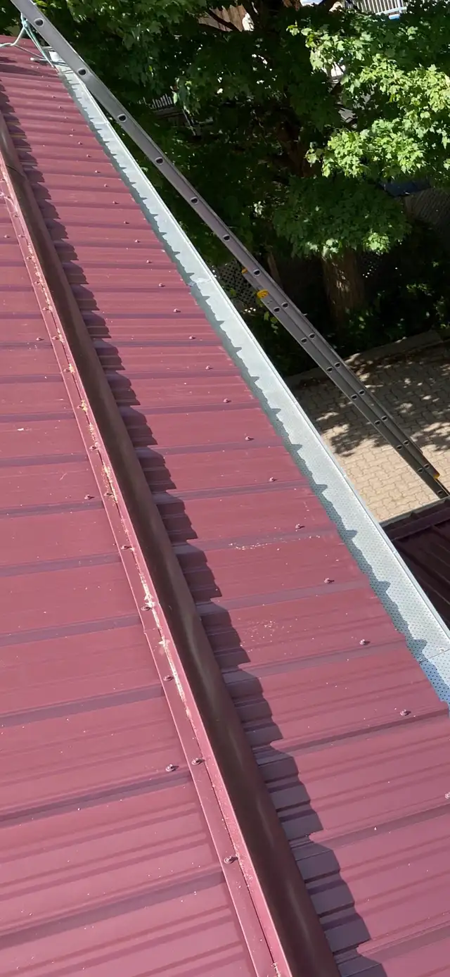 Hiring roofers and helpers