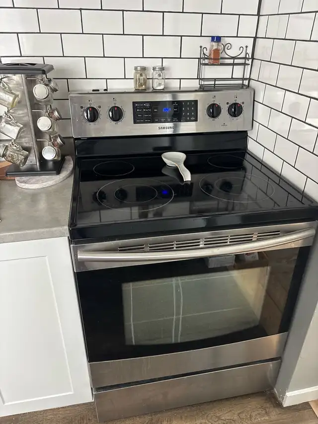 Samsung  store for sale