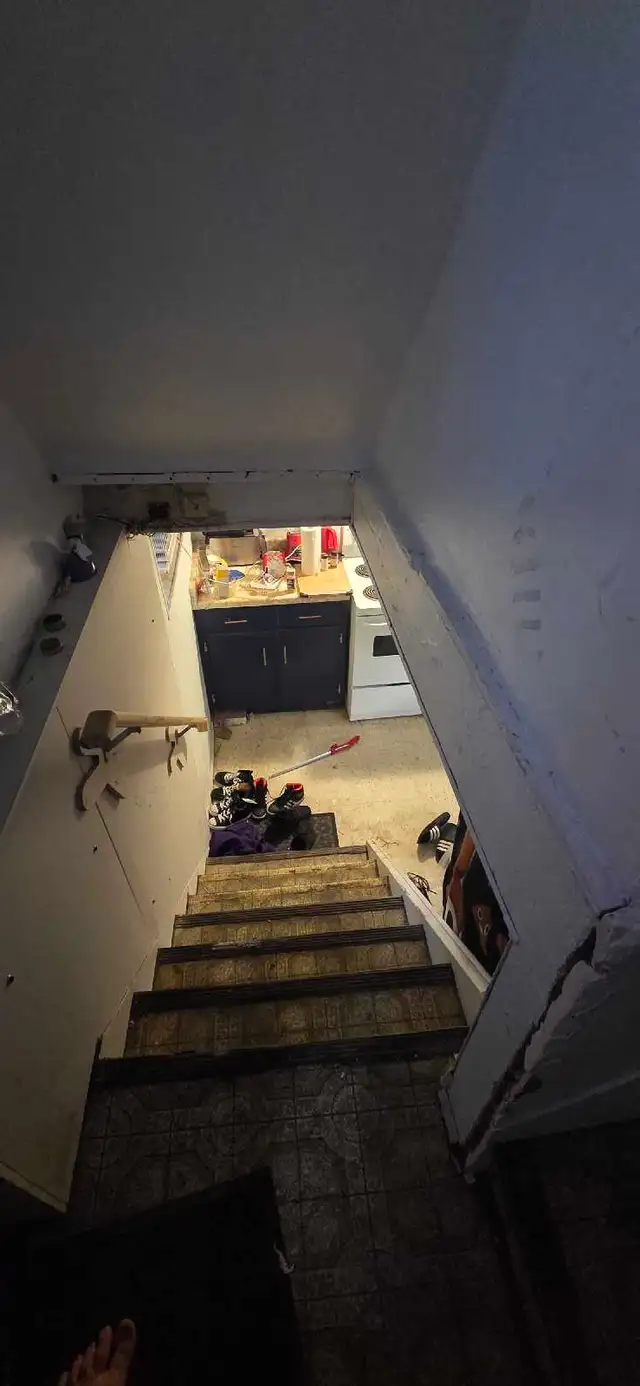 Basement bachelor apartment. - Photo 2