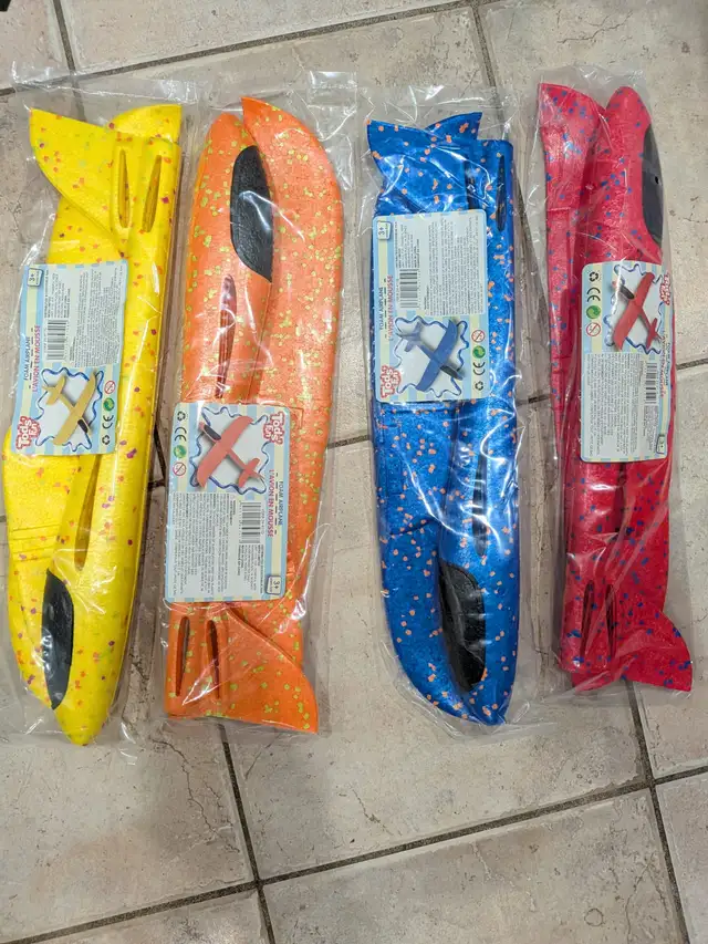 giant foam glider planes