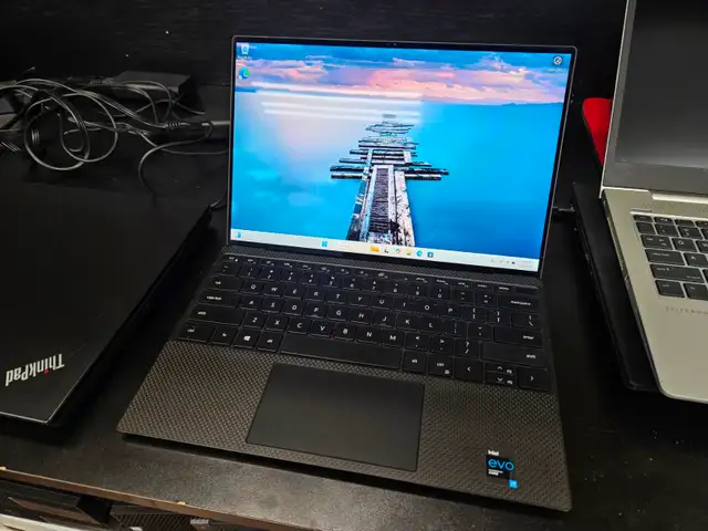 Dell XPS 13 OLED 3.5K Touchscreen i7-1195G7 16GB 1TB SSD