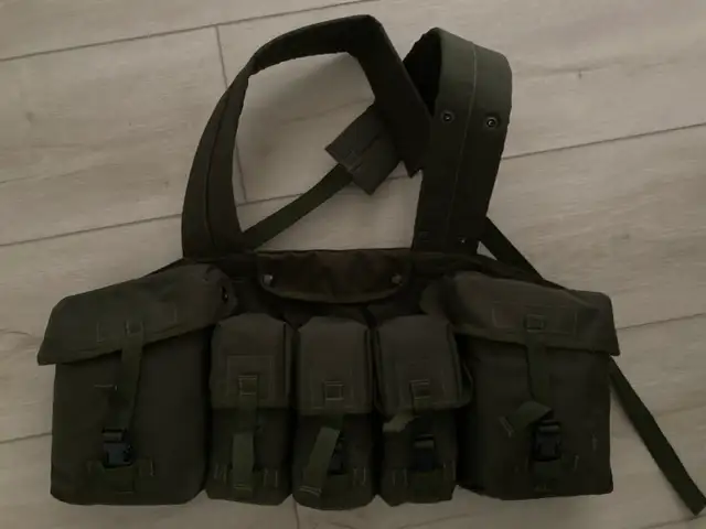 1990s Issued Northern Ireland Chest Rig Olive