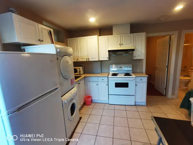 room for rent - Photo 3