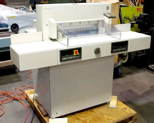 Ideal MBM Triumph 5221-95 EC 20″ Paper Cutter - Photo 2