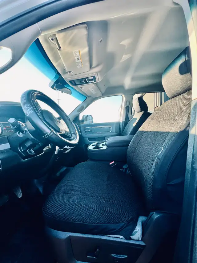 6.4L Dodge 3500 - Photo 3