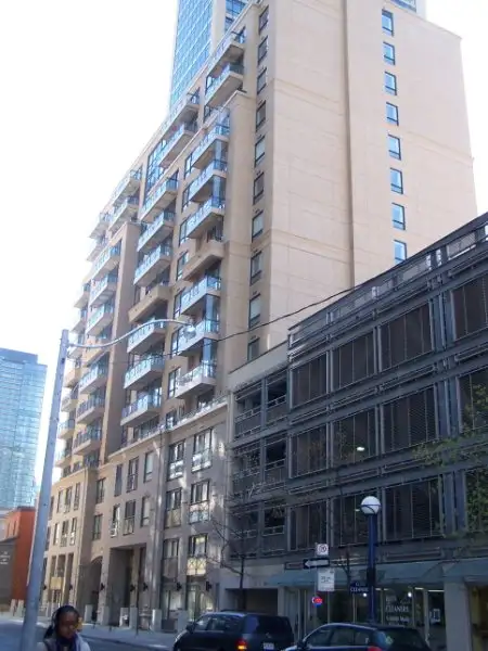 Bachelor Condo at Yonge & Hayden. 35 Hayden st - Photo 10