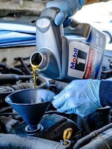 Mobile Oil Change – Fast & Convenient