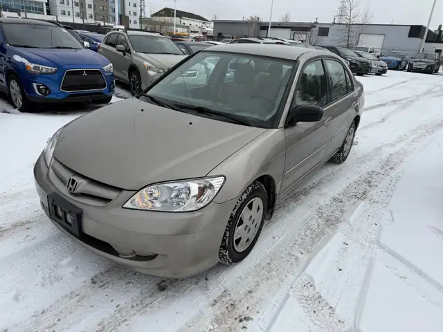 2005 Honda Civic Sdn SE - Photo 2