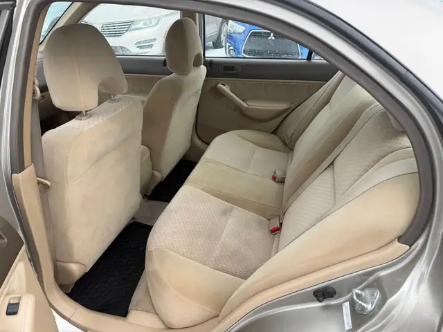 2005 Honda Civic Sdn SE - Photo 9