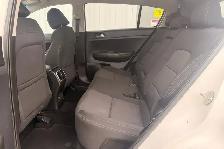 2022 Kia Sportage AWD  LX -  No Accident - Photo 13